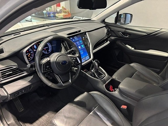 Subaru Outback 8 of 16