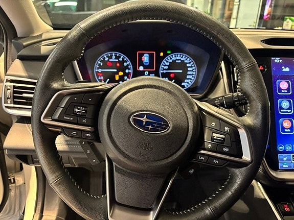 Subaru Outback 10 of 16