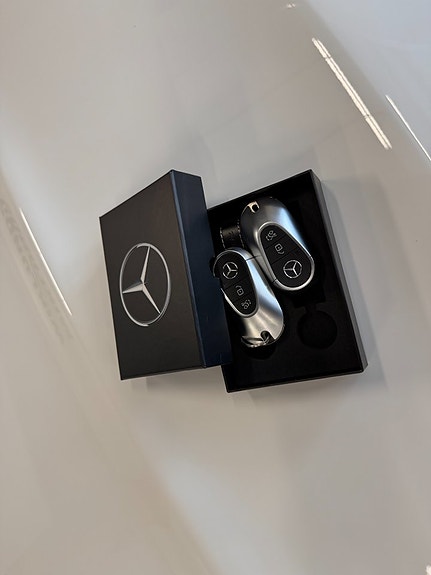 Mercedes-Benz C300 26 of 29