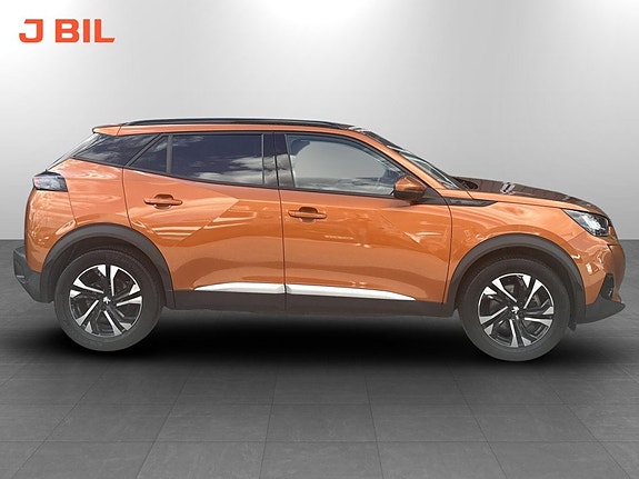 Peugeot e-2008 14 of 16
