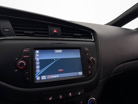 Kia Ceed 17 of 30