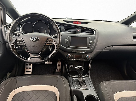 Kia Ceed 12 of 30