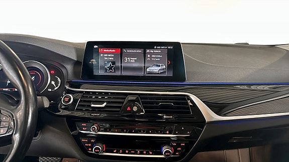 BMW 530e 12 of 12