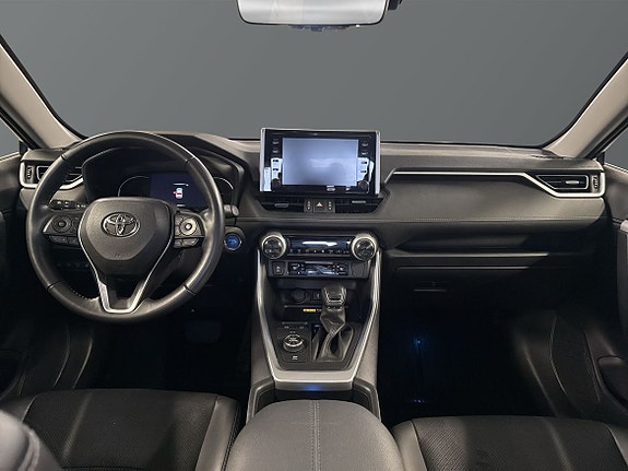 Toyota RAV4 10 of 12