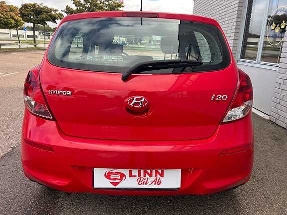 Hyundai i20 6 of 22