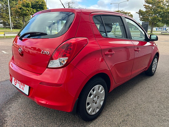 Hyundai i20 5 of 22