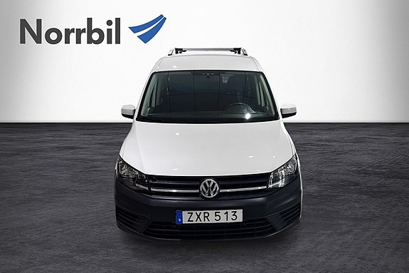 Volkswagen Caddy Maxi 6 of 10