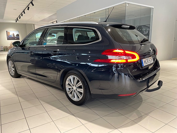 Peugeot 308 SW 6 of 26