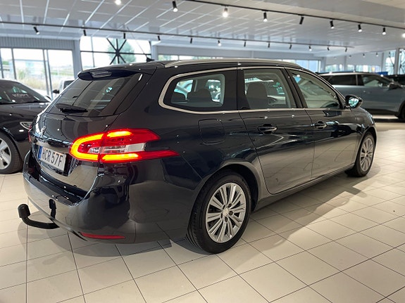 Peugeot 308 SW 4 of 26