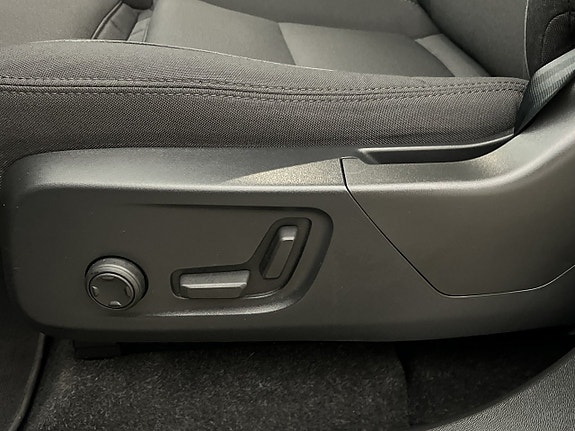 Volvo C40 17 of 30