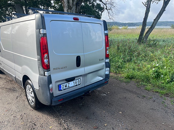 Renault Trafic 3 of 6