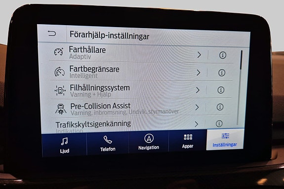 Ford Kuga 16 of 18