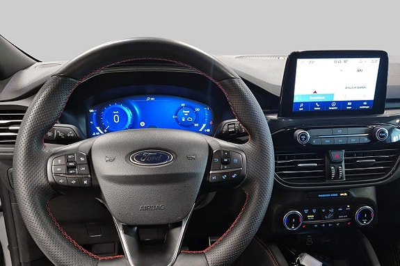 Ford Kuga 9 of 18