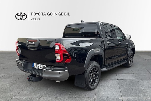 Toyota HiLux 19 of 24