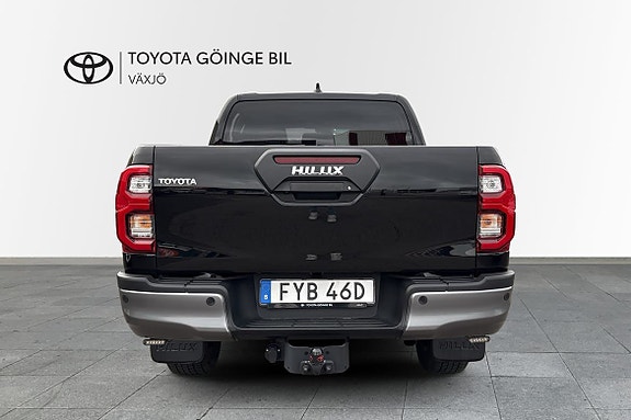 Toyota HiLux 5 of 24