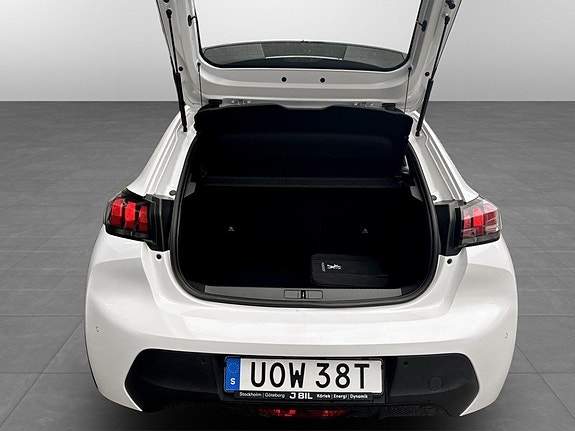 Peugeot e-208 16 of 16