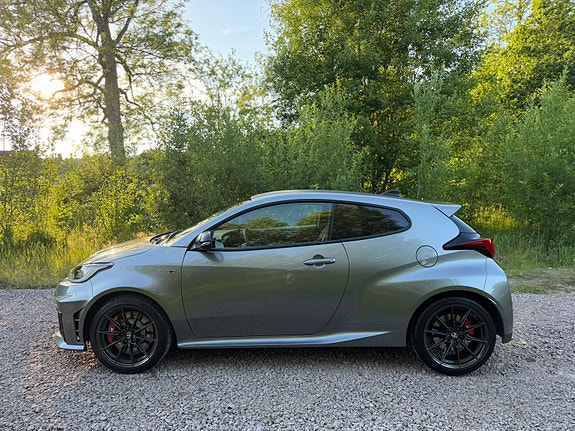 Toyota GR Yaris 3 of 6