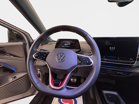 Volkswagen ID.4 GTX 12 of 15
