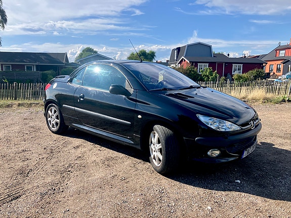 Peugeot 206 CC 3 of 5