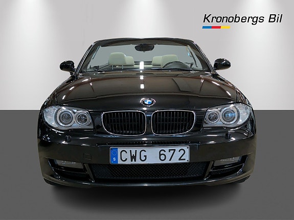 BMW 120i 2 of 28