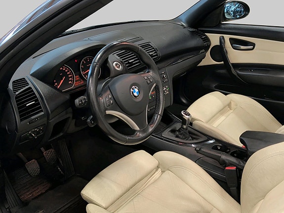BMW 120i 8 of 28