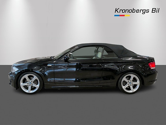 BMW 120i 22 of 28