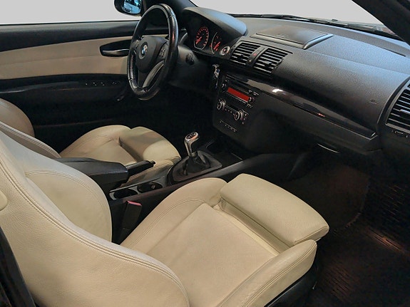 BMW 120i 28 of 28