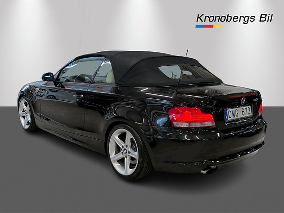 BMW 120i 23 of 28