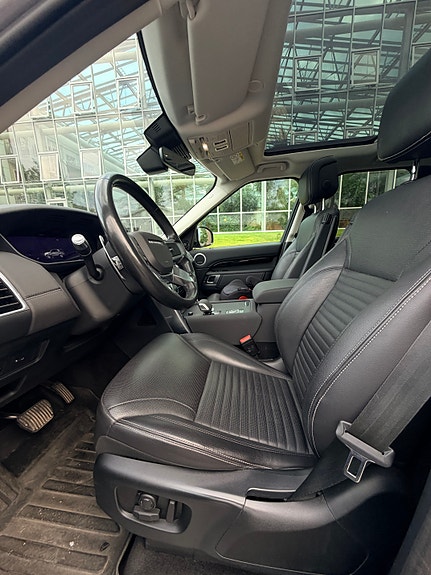 Land Rover Discovery 11 of 13