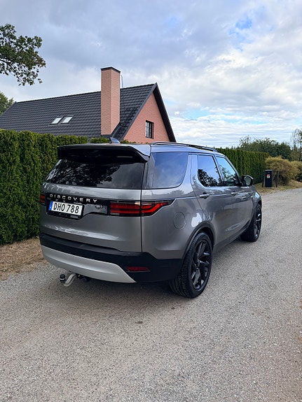Land Rover Discovery 7 of 13