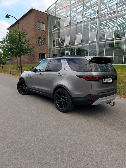 Land Rover Discovery 4 of 13