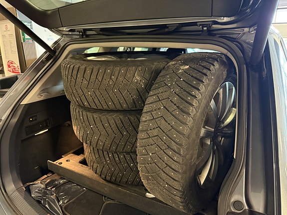 Volkswagen Tiguan Allspace 26 of 28