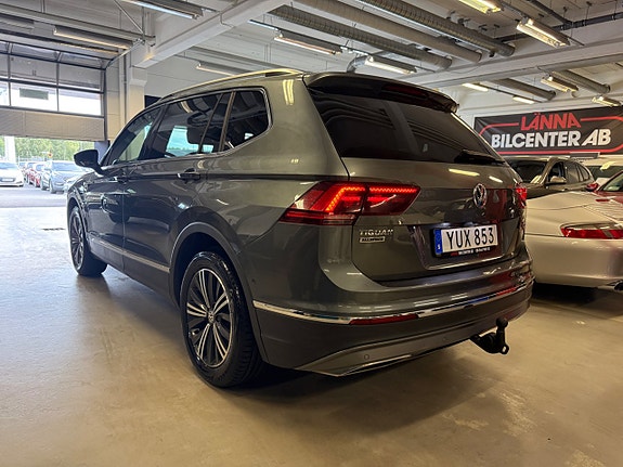 Volkswagen Tiguan Allspace 8 of 28
