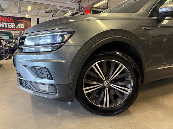 Volkswagen Tiguan Allspace 2 of 28