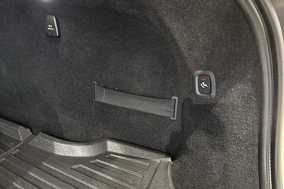 Volvo V90 17 of 17