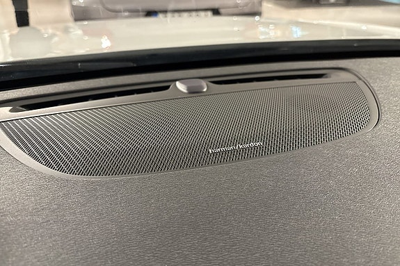 Volvo V90 13 of 17