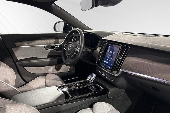 Volvo V90 10 of 17