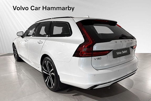 Volvo V90 4 of 17