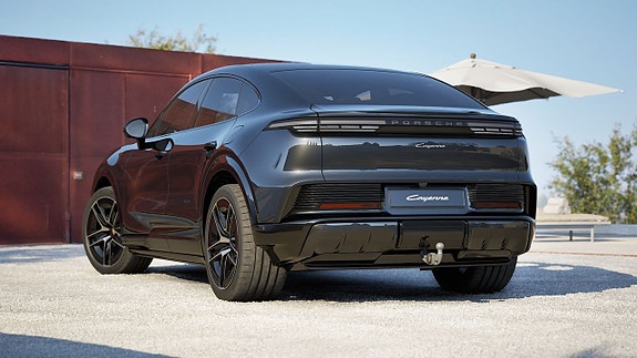 Porsche Cayenne Coupe 6 of 10