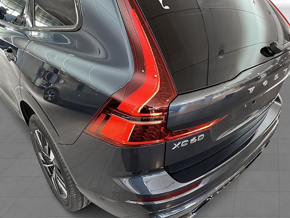 Volvo XC60 13 of 22