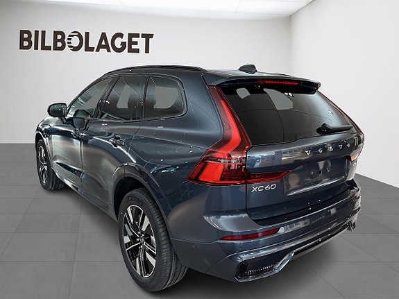 Volvo XC60 3 of 22