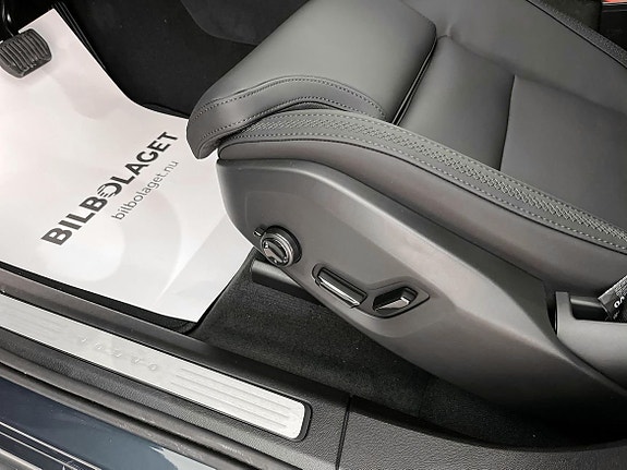 Volvo XC60 15 of 22