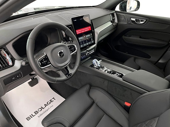 Volvo XC60 6 of 22