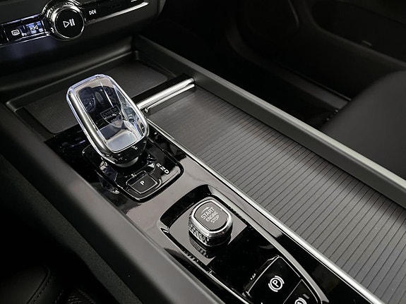 Volvo XC60 20 of 22