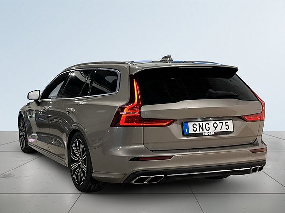 Volvo V60 5 of 27