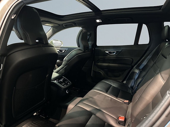 Volvo V60 13 of 27