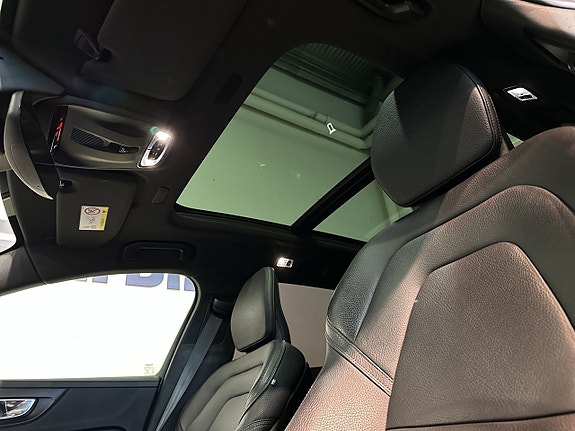 Volvo V60 17 of 27
