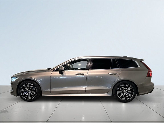 Volvo V60 4 of 27