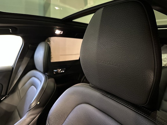 Volvo V60 24 of 27