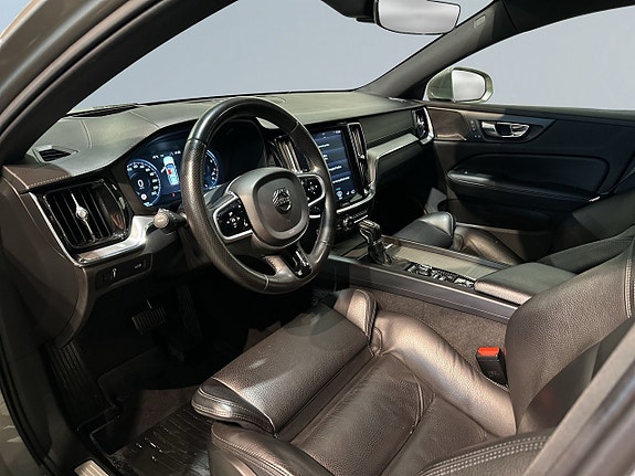 Volvo V60 7 of 27